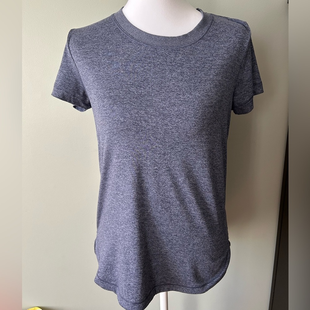 Athleta Uptempo Short sleeve Blue Athletic T-Shirt  XS Like New.